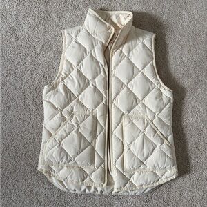 J Crew Cream Vest - small